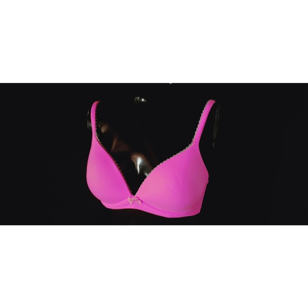Victoria Secret Padded Bra No Underwire Lined Perfect Coverage size 36B Pink